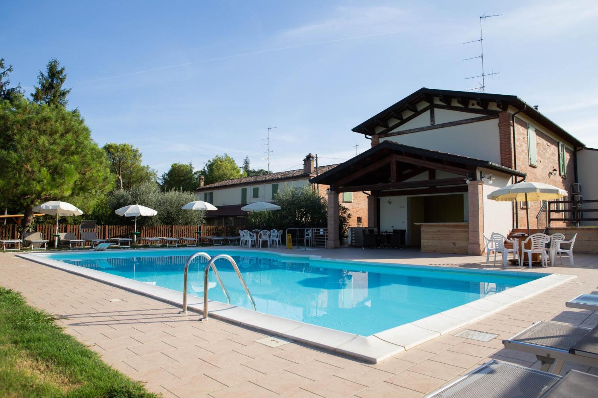 Agriturismo E Cantina La Sabbiona Фаэнца Экстерьер фото
